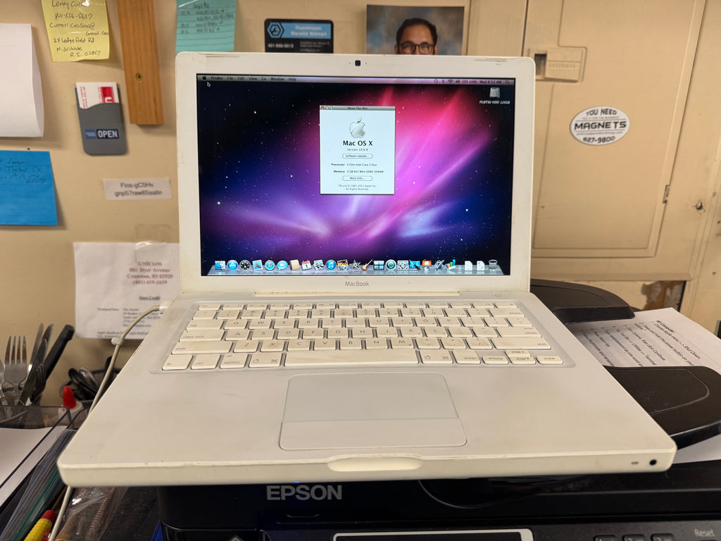 Apple MacBook 13-inch Mid 2007 2GHz Intel Core 2 Duo (MB061LL/A