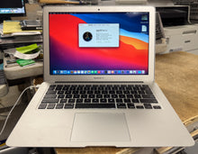 Apple MacBook Air 13-inch Early 2014 1.4GHz Dual Core Intel Core i5 (MD760LL/B)