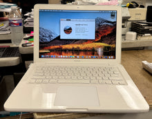 Apple MacBook Unibody 13-inch Mid 2010 2.4GHz Intel Core 2 Duo (MC516LL/A)