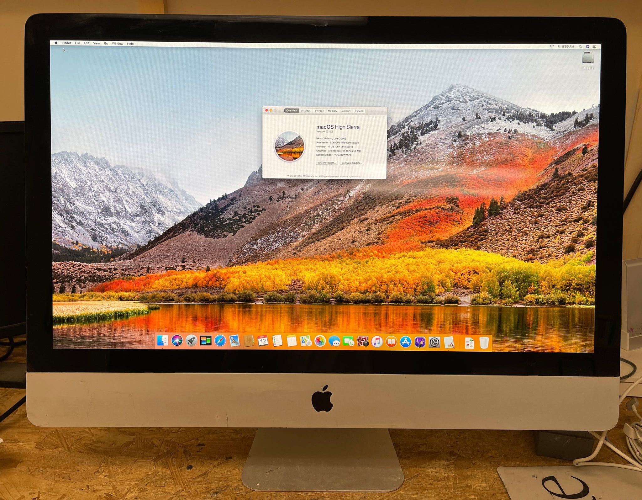 Apple iMac 27-inch Late 2009 3.06GHz Intel Core 2 Duo (MB952LL/A