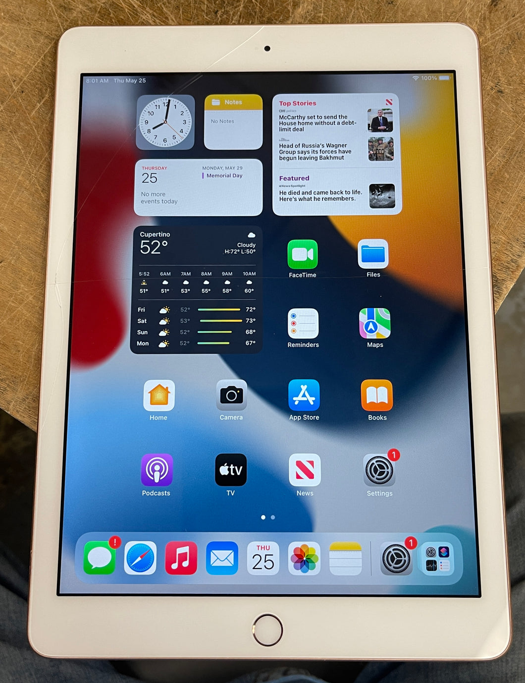 Apple iPad 6th Generation Wi-Fi Rose Gold 128GB (MRJP2LL/A)