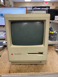 Apple Macintosh Plus (M0001A) with Direct Drive 20 by Jasmine