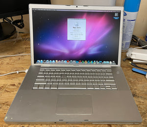 Apple MacBook Pro 15-inch 2.33GHz Intel Core 2 Duo (MA610LL)