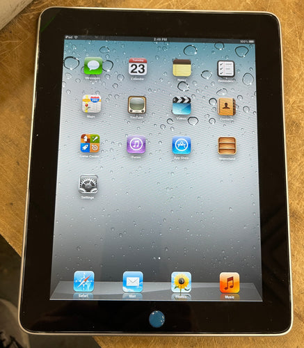 Apple iPad Wi-Fi (Original/1st Gen) 32GB (MB293LL/A)