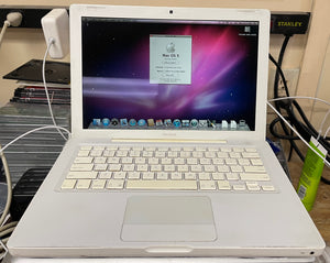 Apple MacBook 13-inch August 2007 2GHz Intel Core 2 Duo (MB061LL/A)