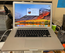 Apple MacBook Pro 15-inch Mid 2010 2.66GHz Intel Core i7 (MC373LL/A)