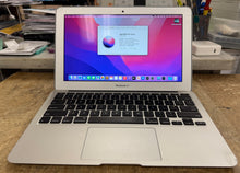 Apple MacBook Air 11-inch Mid 2012 1.7GHz Intel Core i5 (MD223LL/A)