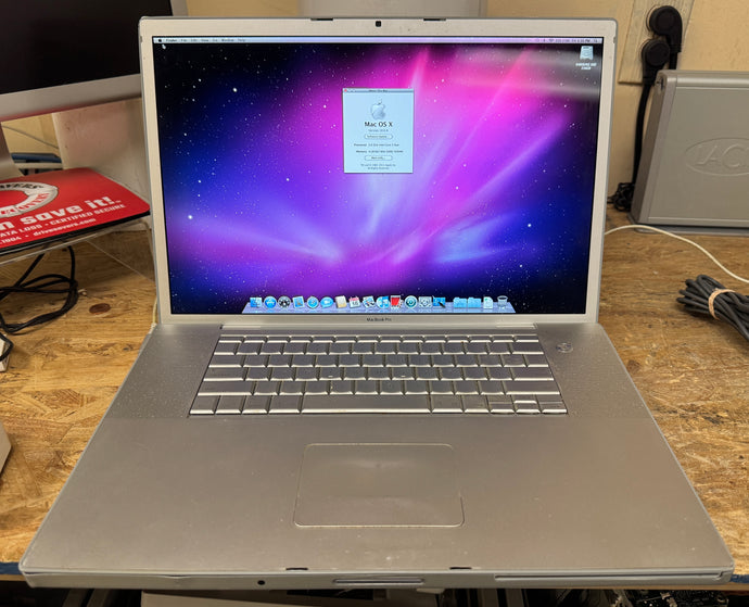 Apple MacBook Pro 17-inch July 2008 2.6GHz Intel Core 2 Duo (BTO/CTO)