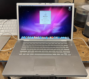 Apple MacBook Pro 15-inch Mid/Late 2007 2.2GHz Intel Core 2 Duo (MA895LL)