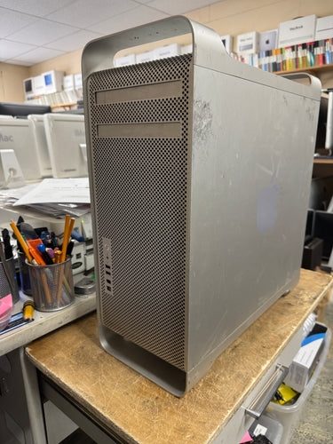 Apple Mac Pro (2,1) June 2007 2 x 3GHz Quad-Core Intel Xeon (BTO/CTO)