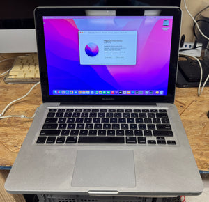 Apple MacBook Pro 13-inch Early 2011 2.3GHz Intel Core i5 (MC700LL/A)