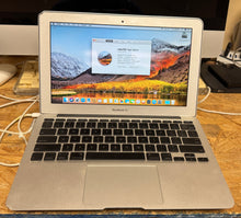 Apple MacBook Air 11-inch Late 2010 1.4GHz Intel Core 2 Duo (MC505LL/A)