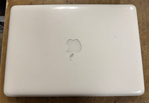 Apple MacBook 13-inch Late 2009 2.26GHz Intel Core 2 Duo (MC207LL/A)