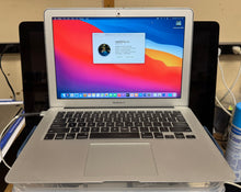 Apple MacBook Air 13-inch Early 2014 1.4GHz Dual Core Intel Core i5 (MD760LL/B)