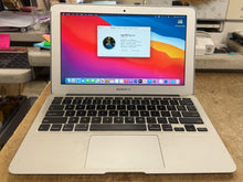 Apple MacBook Air 11-inch March 2014 1.3GHz Dual-Core Intel Core i5 (MD711LL/A)