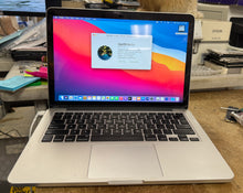 Apple MacBook Pro Retina 13-inch September 2013 2.4GHz Dual-Core Intel Core i5 (ME864LL/A)
