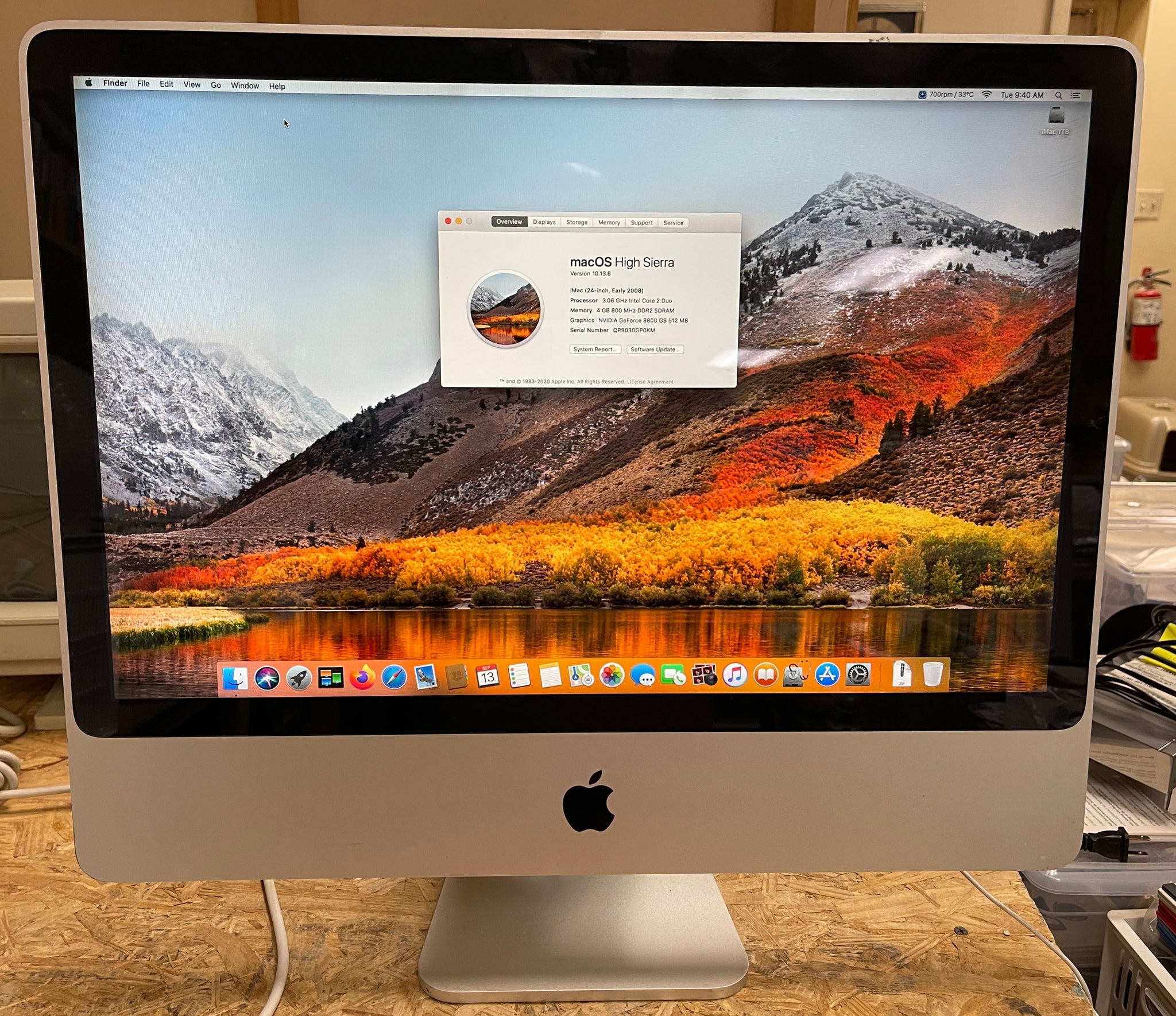 Apple iMac 24-inch Early 2008 3.06GHz Intel Core 2 Duo (MB398LL/A