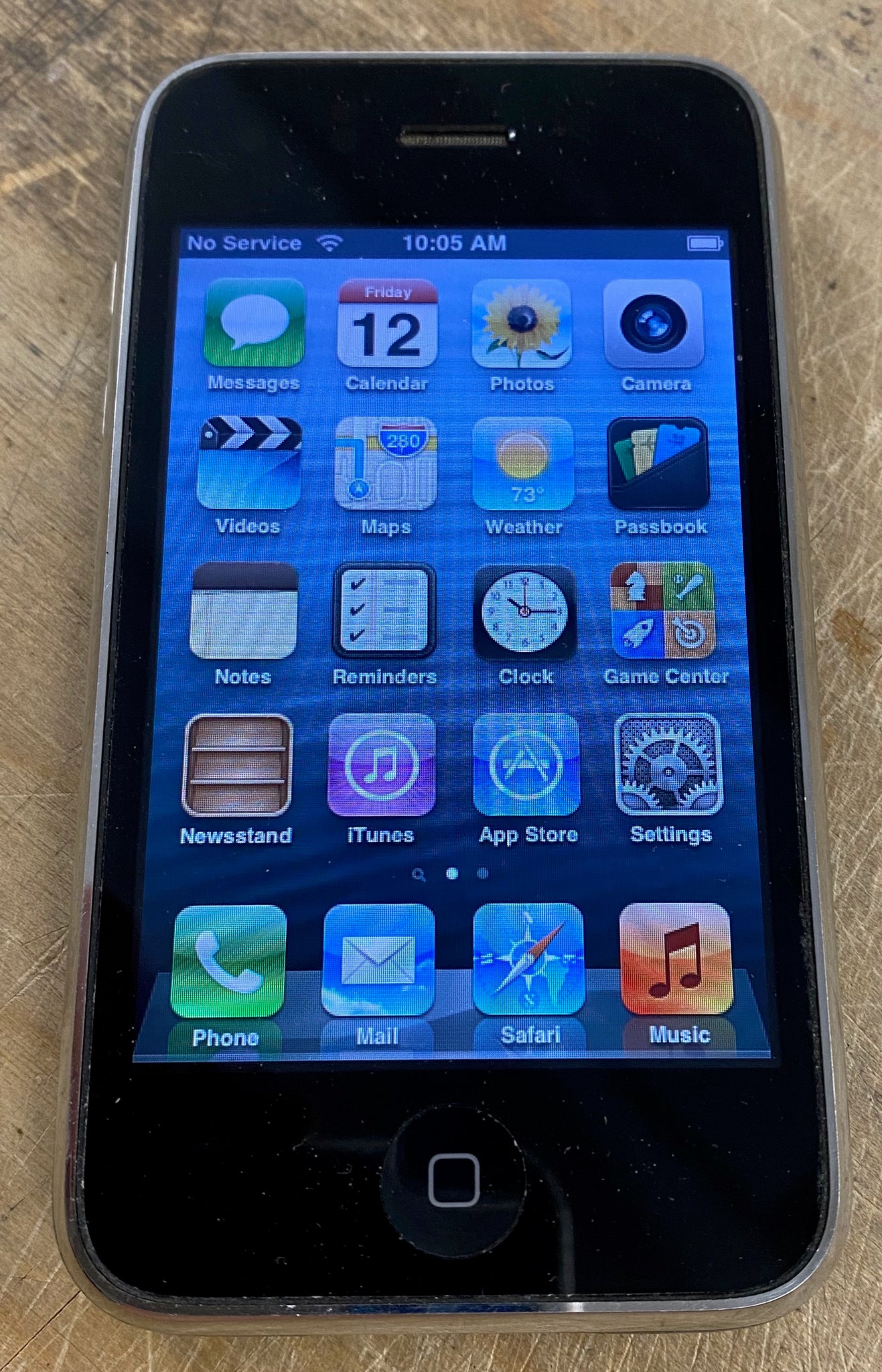 Apple iPhone 3GS 8GB AT&T (MC640LL/A) – UNICOM,1