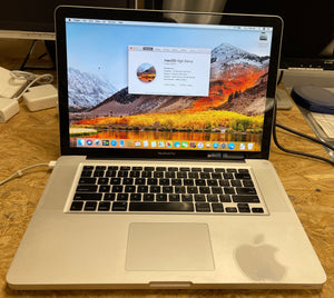 Apple MacBook Pro 15-inch Late 2008 2.4GHz Intel Core 2 Duo (MB470LL/A)